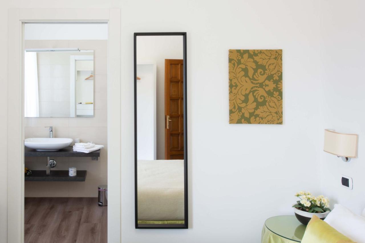 L'Insolita Reggia カゼルタ エクステリア 写真